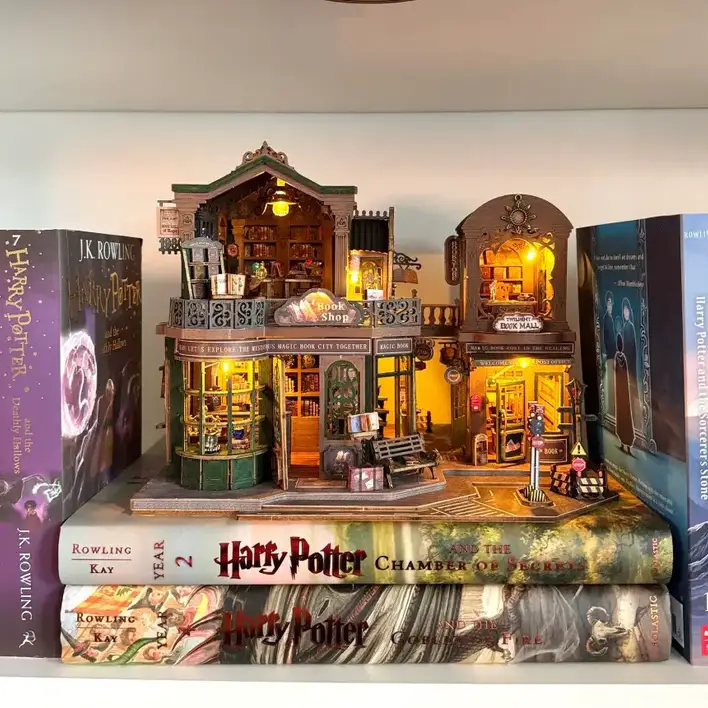 twilight bookstore nook show